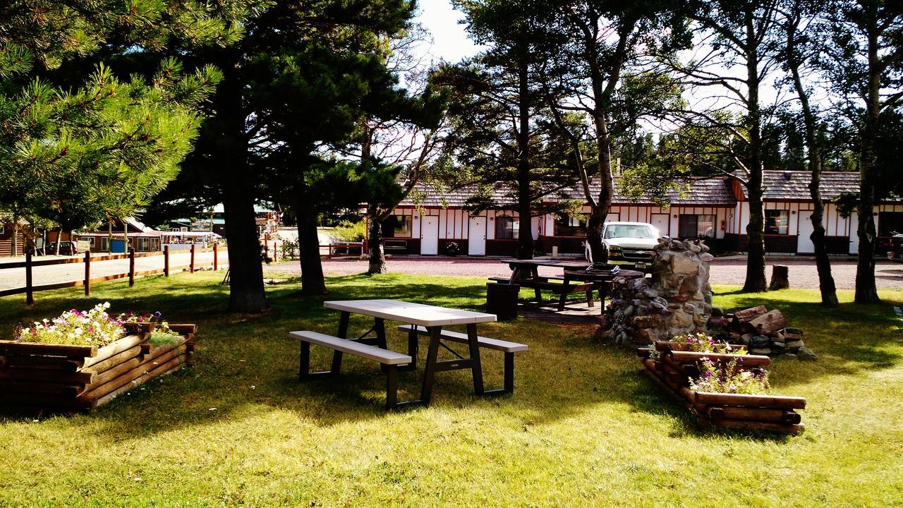 East Glacier Motel & Cabins East Glacier Park Village Exterior foto